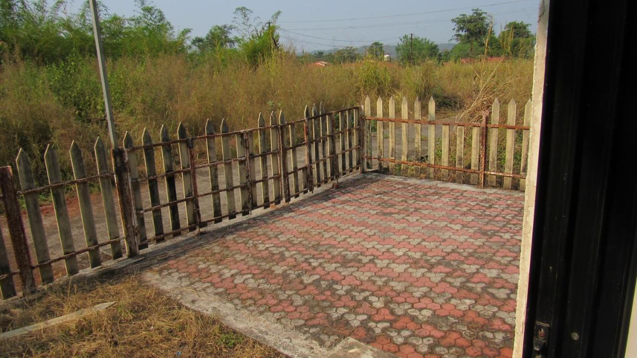 Retreat Chalets, The Nest, At Sparsh Resorts, Karjat Eksteriør bilde