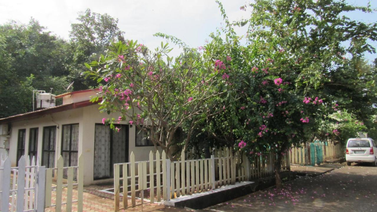 Retreat Chalets, The Nest, At Sparsh Resorts, Karjat Eksteriør bilde