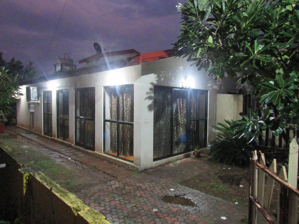 Retreat Chalets, The Nest, At Sparsh Resorts, Karjat Eksteriør bilde